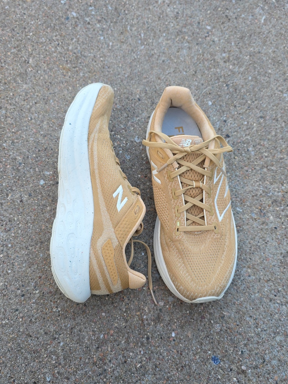 New Balance Fresh Foam X 1080 Running Walking Sneakers Shoes Size 9.5 Dolce